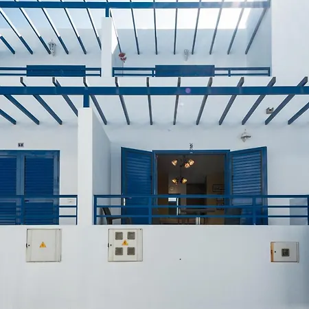 Modern Beach House In Famara Exterior photo